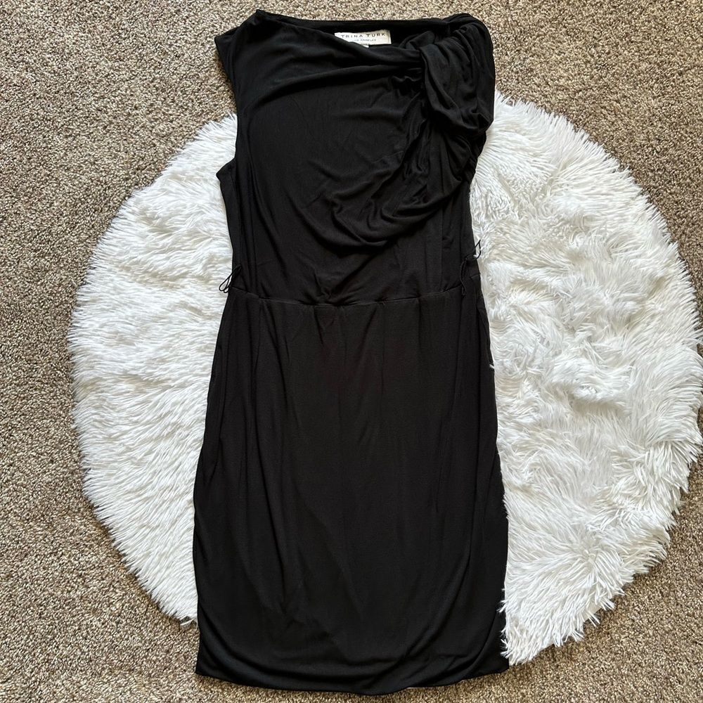 Trina Turk Dress Twisted Knot Shoulder Black Stretchy‎ Womens Size 6 NO BELT